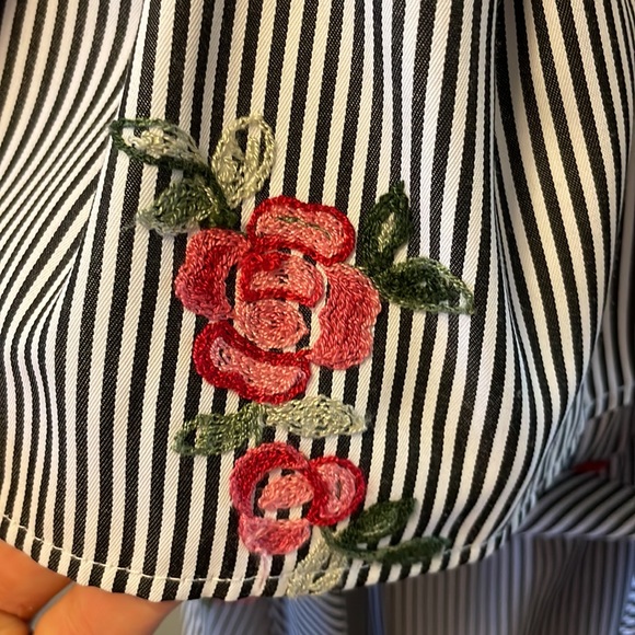 Calvin Klein stripes and flowers dress size 6 - Picture 6 of 7